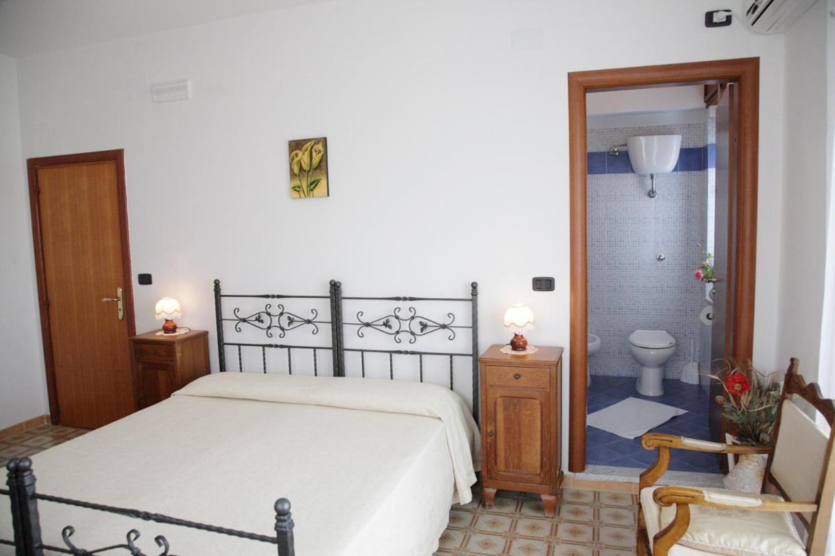 B&B La Porta Del Cilento カプチオ・パエストゥム エクステリア 写真