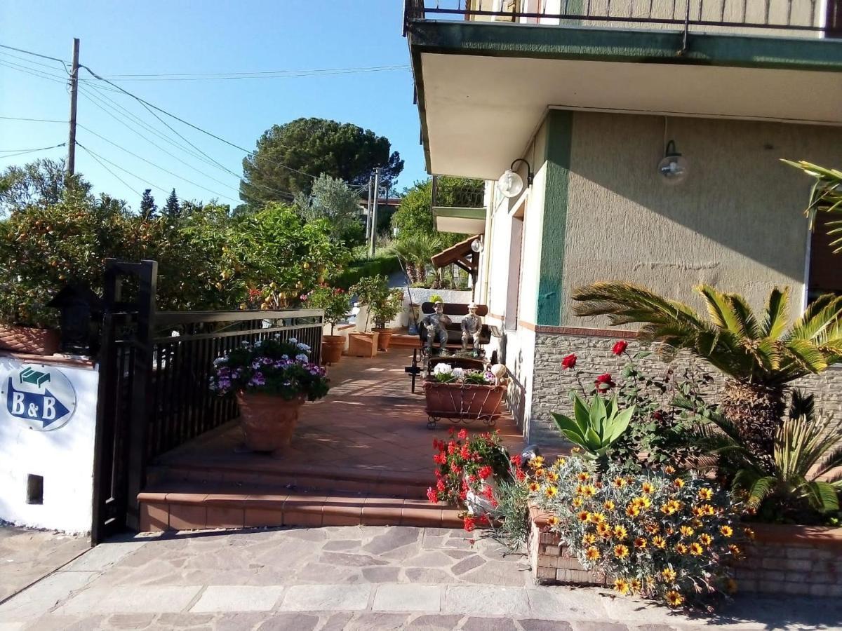 B&B La Porta Del Cilento カプチオ・パエストゥム エクステリア 写真